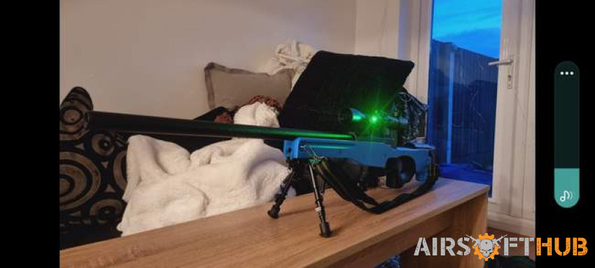 Sniper Rifle (Well MB 01 Warr) - Used airsoft equipment