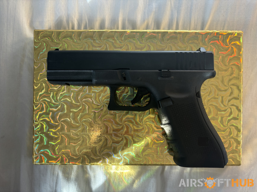 Glock 17 - Used airsoft equipment