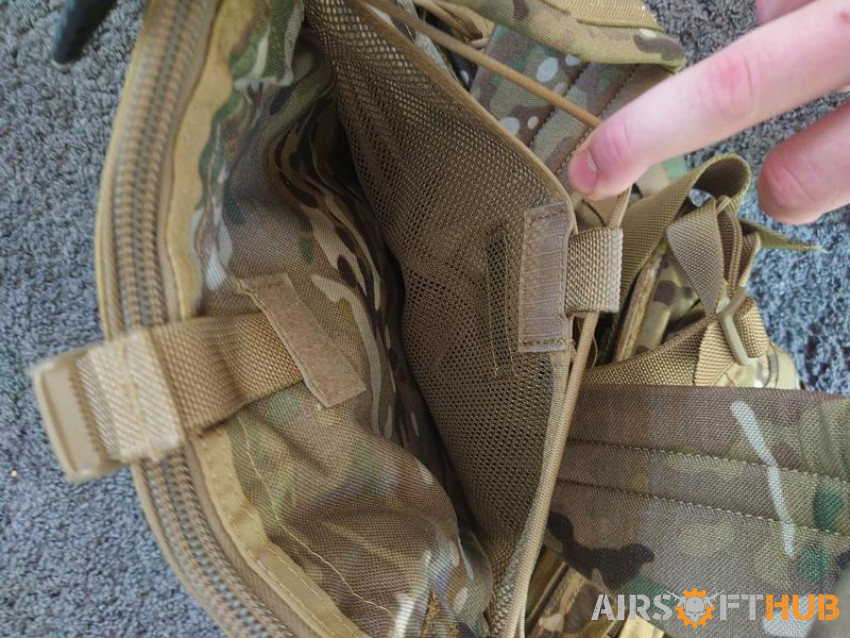 Vest pulls down - Used airsoft equipment