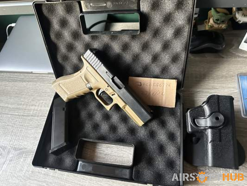 Evolution Glock 17 - Used airsoft equipment