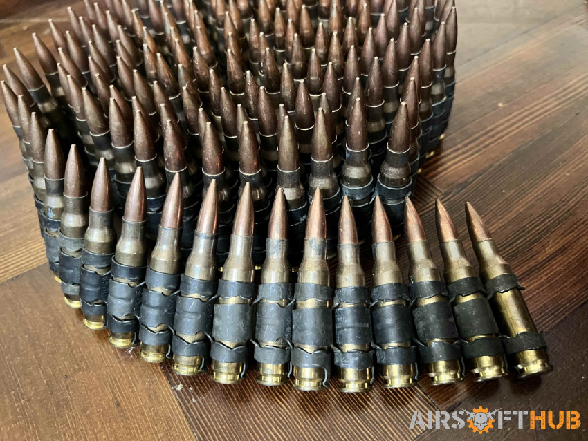 7.62 inert x 100 on belt - Used airsoft equipment