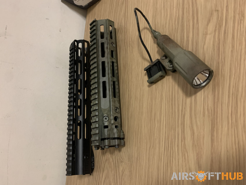 9.5” RIS3 rail, reptilia torch - Used airsoft equipment