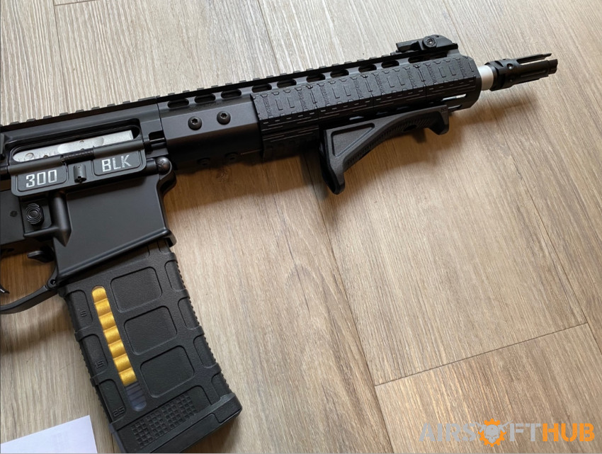 Custom Noveske N4 GBB - Used airsoft equipment