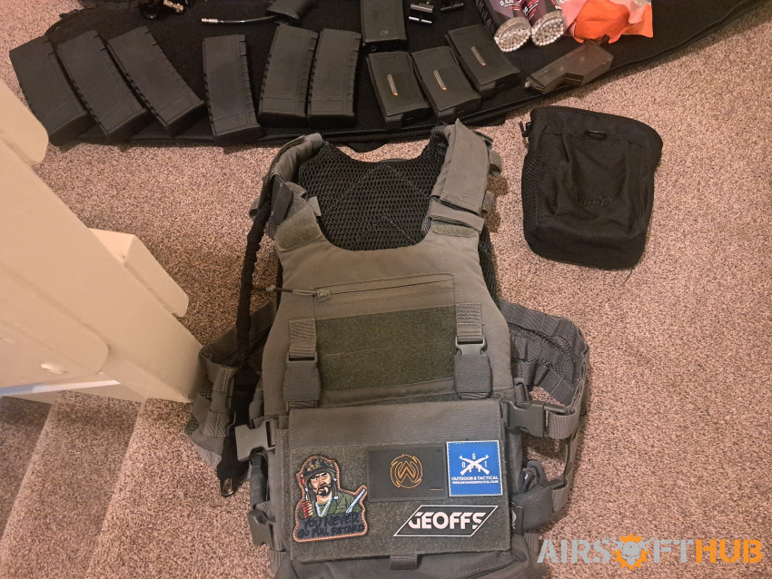 Airsoft Bundle - Used airsoft equipment