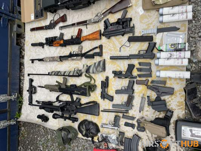 Joblot of rifles, gun, access - Used airsoft equipment