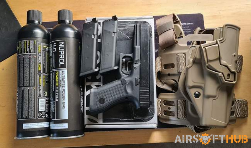 Umarex Glock 17 Gen 5 Package - Used airsoft equipment