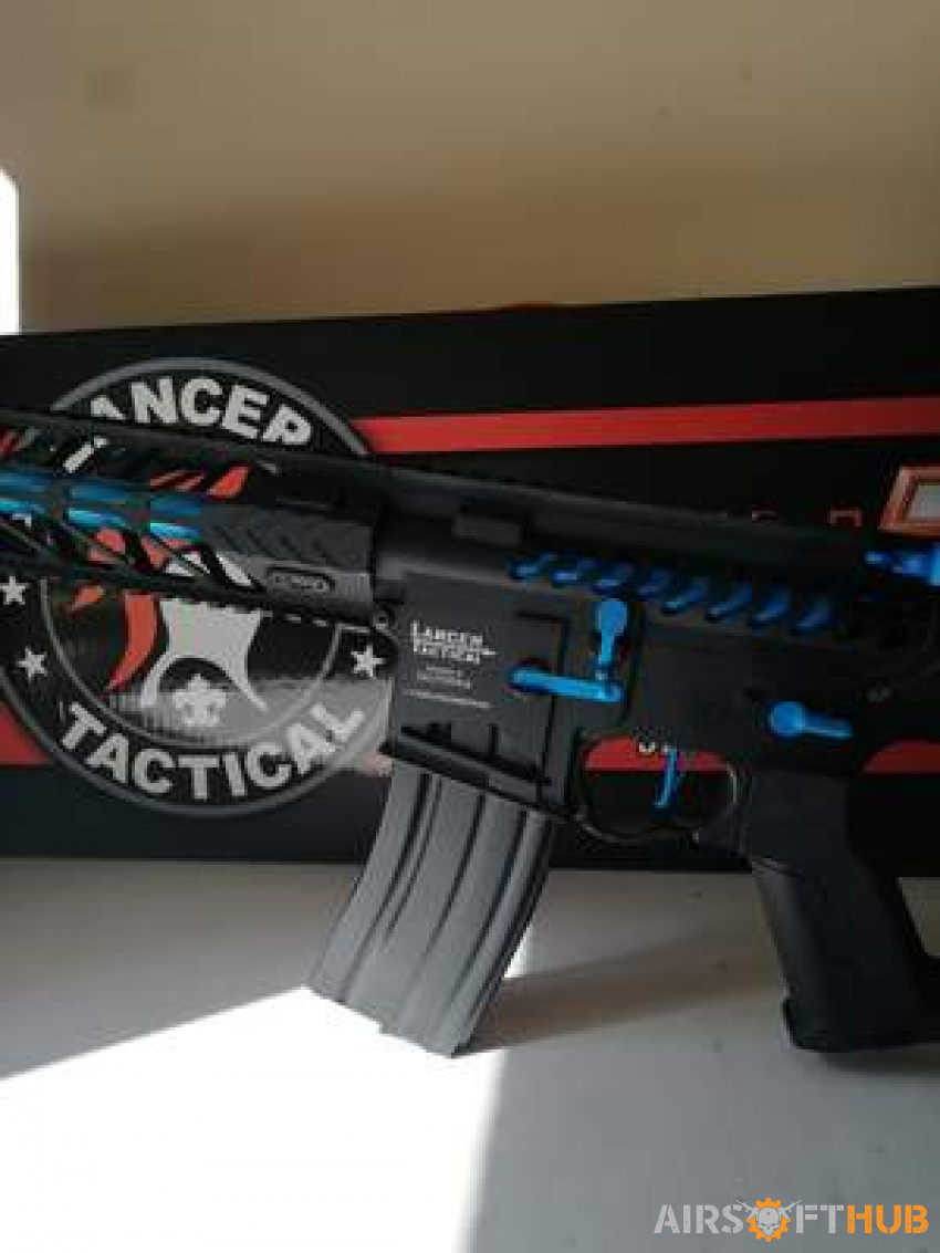 Lancer Tactical LT-33bcn-g2 m4 - Used airsoft equipment