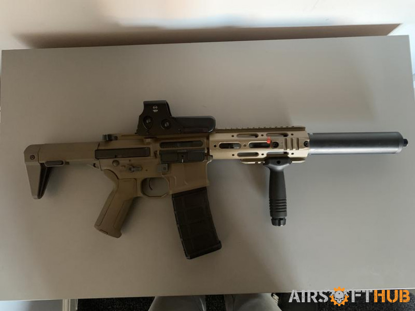 Airsoft gun - Used airsoft equipment