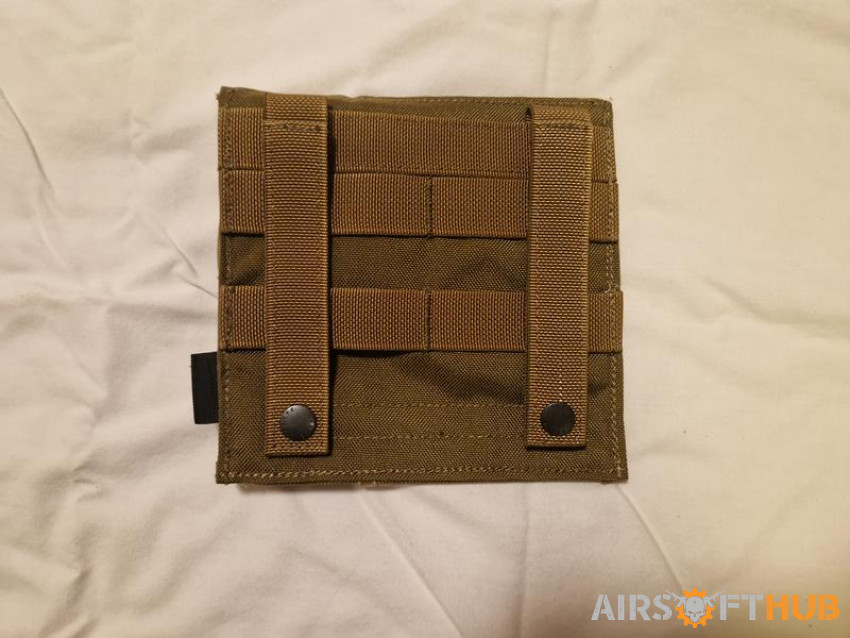 Assorted Pouches - Used airsoft equipment