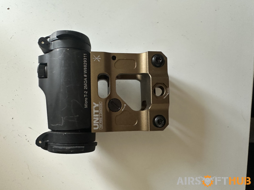 Aimpoint and riser - Used airsoft equipment