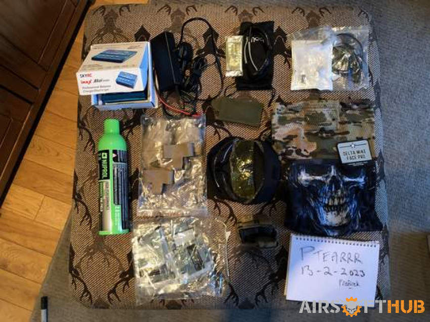 Various things READ DESC - Used airsoft equipment