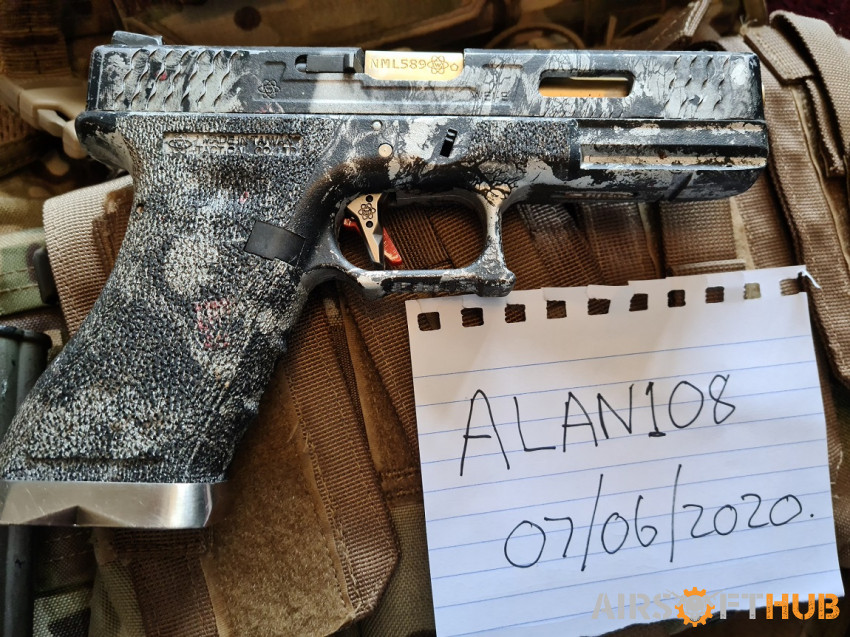 WE Custom Glock - Used airsoft equipment