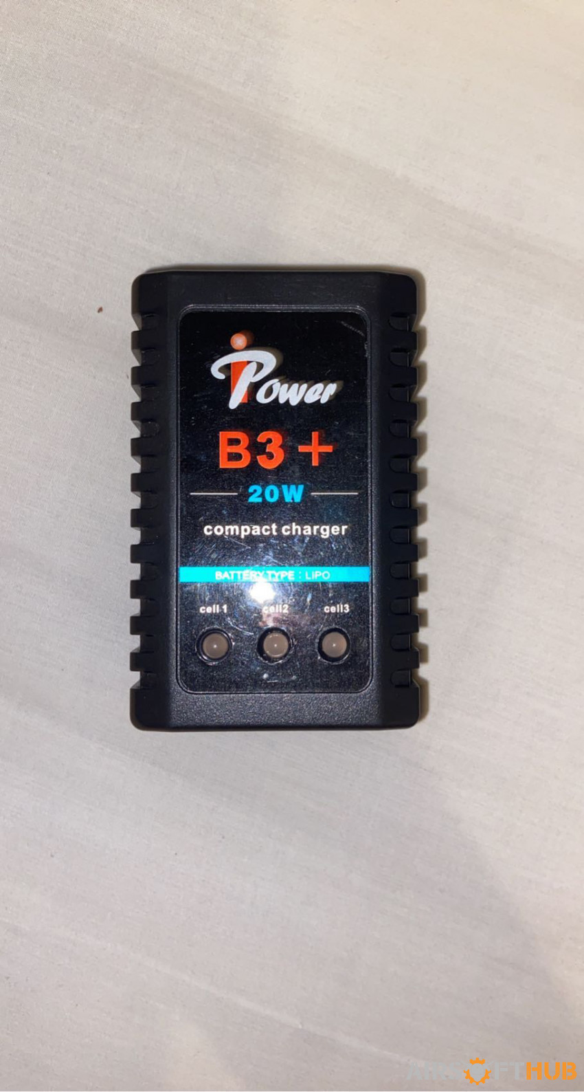 Ipower lipo charger - Used airsoft equipment