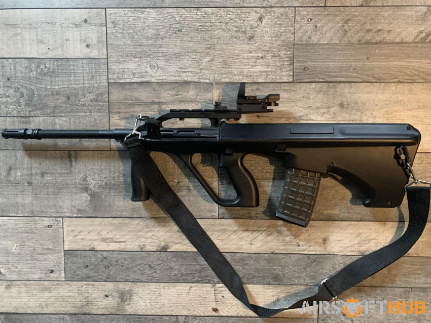 Snow Wolf AUG A2 - Used airsoft equipment