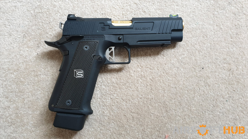 EMG SALIENT ARMS 2011 PISTOL - Used airsoft equipment