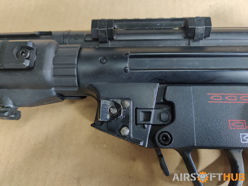 Cyma MP5 + mags + batteries - Used airsoft equipment