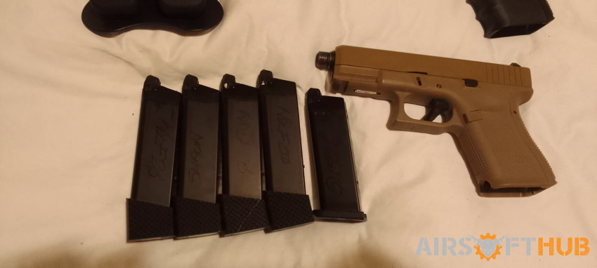 Glock 19 Pistols - Used airsoft equipment