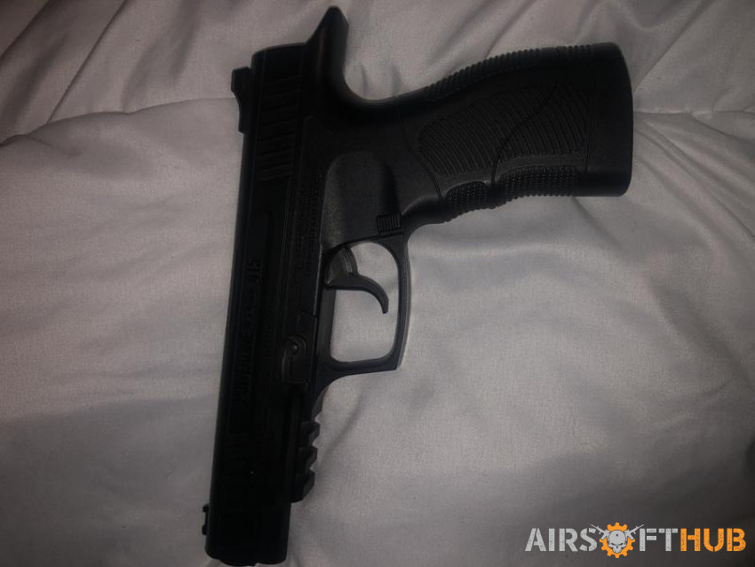 Pistol  read description - Used airsoft equipment