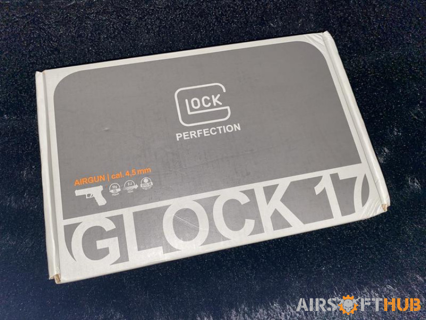 Glock G17 Gas Blowback Pistol - Used airsoft equipment