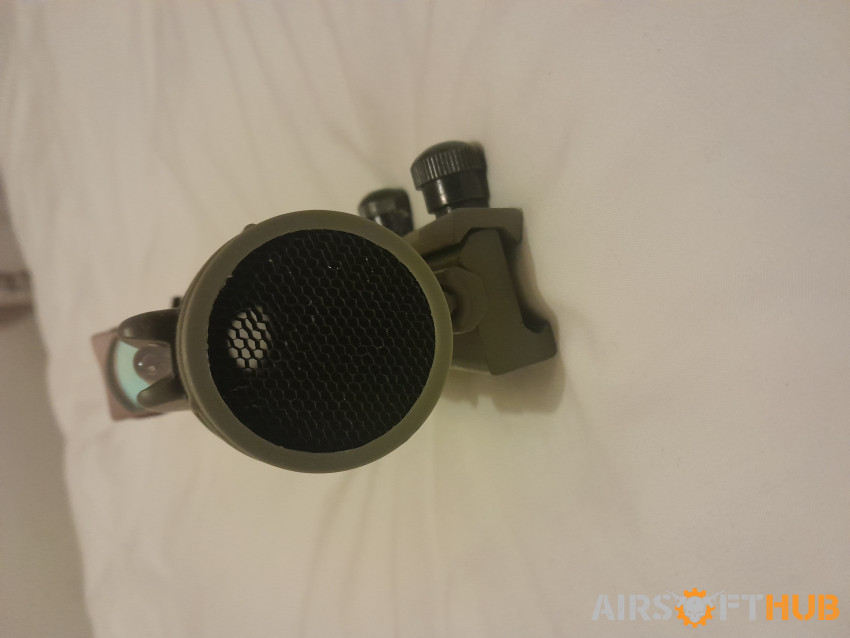 Acog sight with top reflex sig - Used airsoft equipment