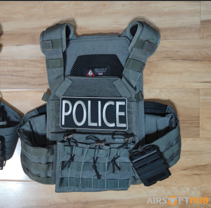 Wolf grey plate carriers - Used airsoft equipment