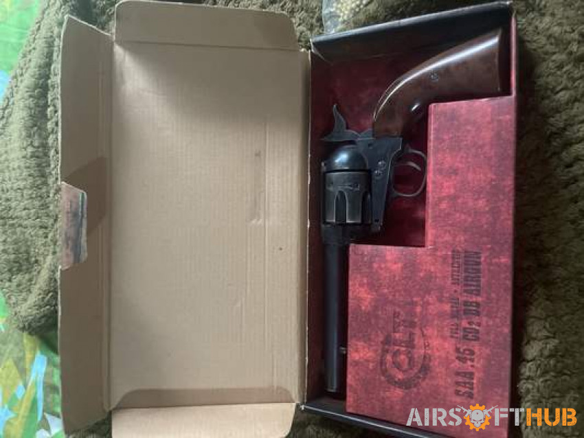 Umarex saa airgun - Used airsoft equipment