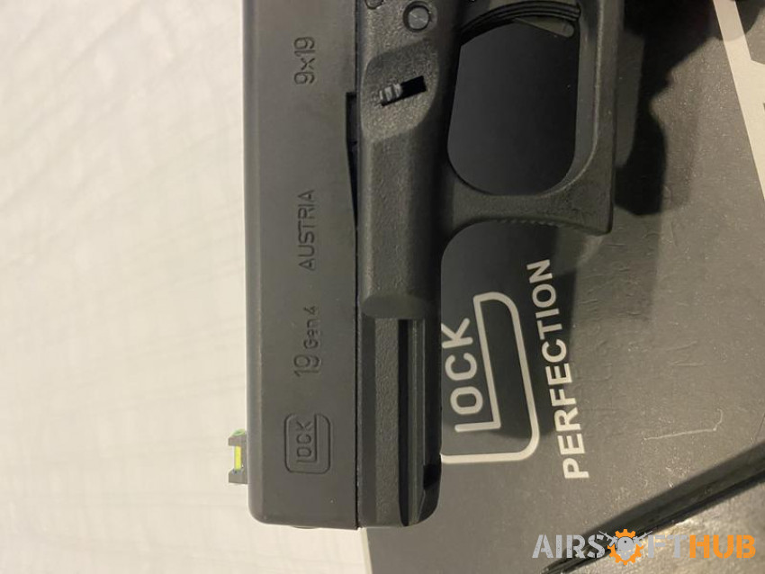 Umarex VFC Glock 19 - Used airsoft equipment