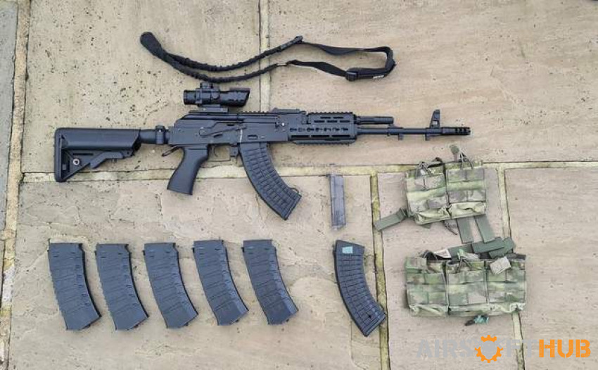 CYMA CM.076B AK Bundle - Used airsoft equipment