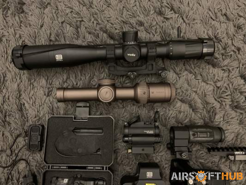 Bunch of optics and torches - Used airsoft equipment