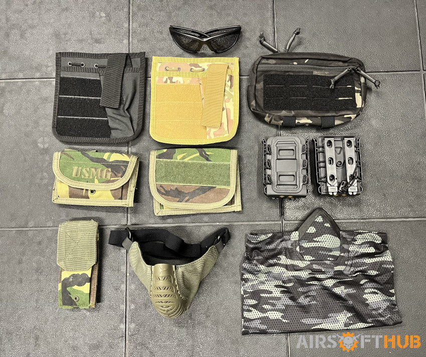 Pouches/Face Pro Cheap Bundle - Used airsoft equipment