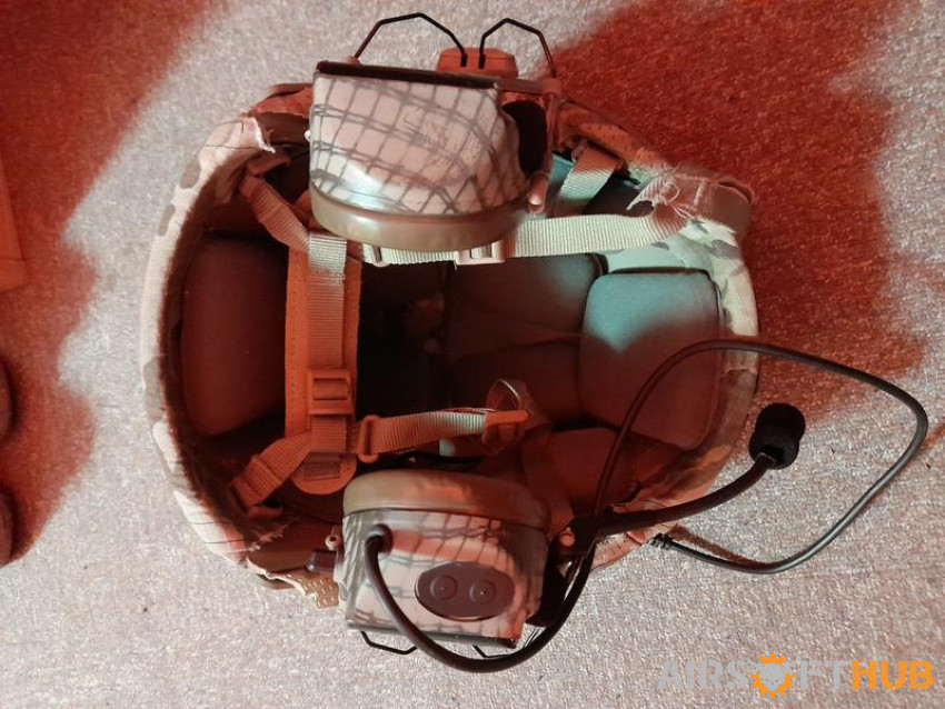 Multicam Helmet HIGoperator - Used airsoft equipment