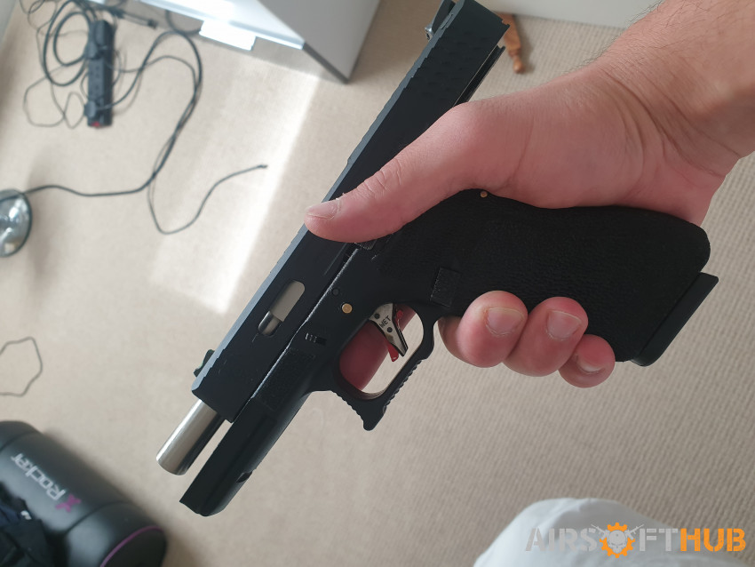 WE GLOCK EU17 T5 CUSTOM - Used airsoft equipment