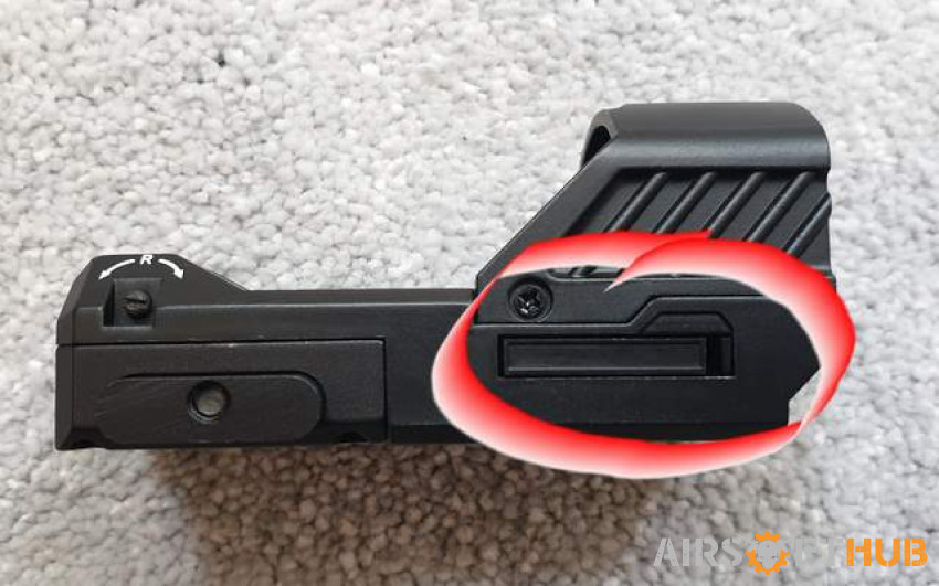 PHANTOM GEAR RED DOT SIGHT - Used airsoft equipment