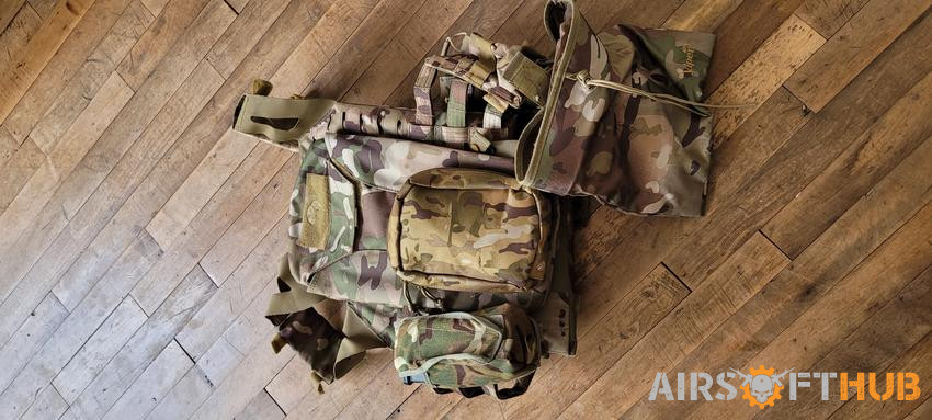 Collection of airsoft gear - Used airsoft equipment