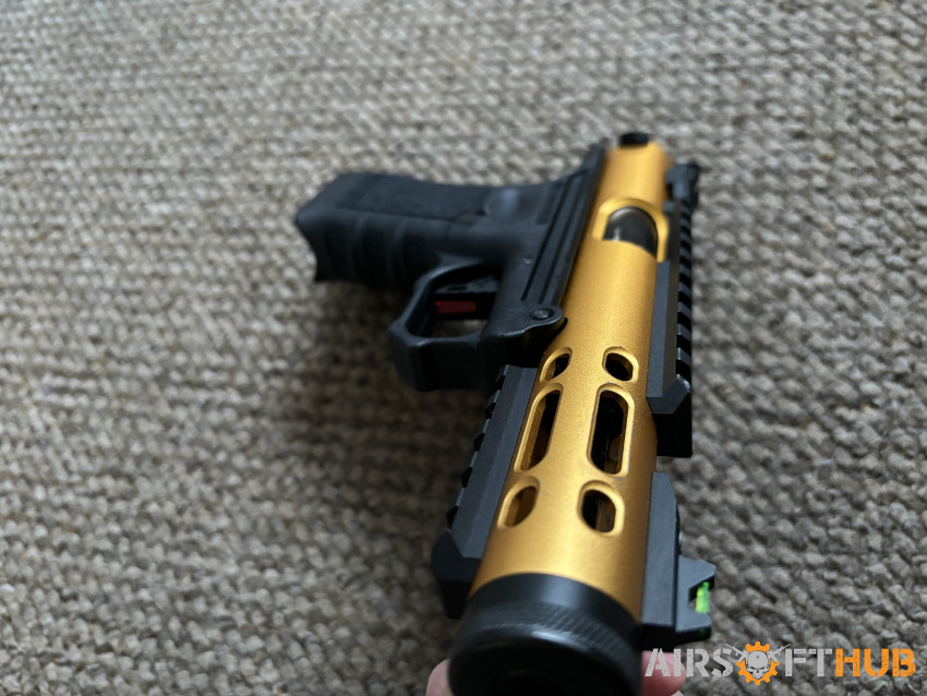 We galaxy Gbb gold - Used airsoft equipment