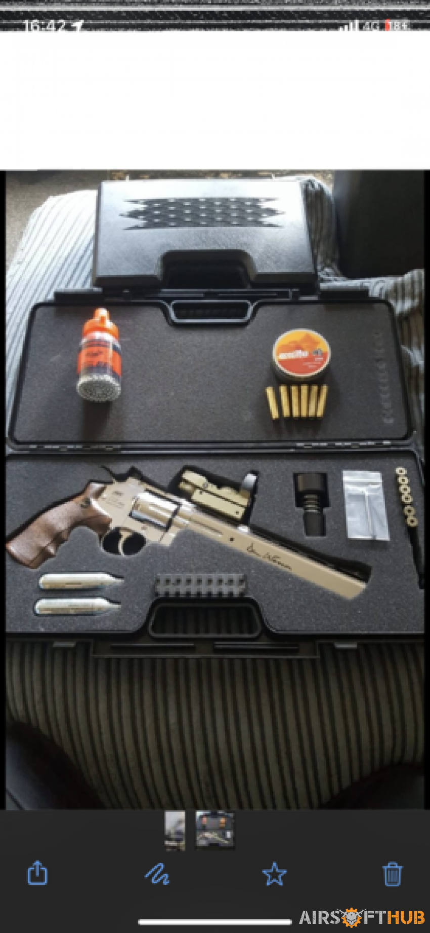 Airsoft pistol - Used airsoft equipment