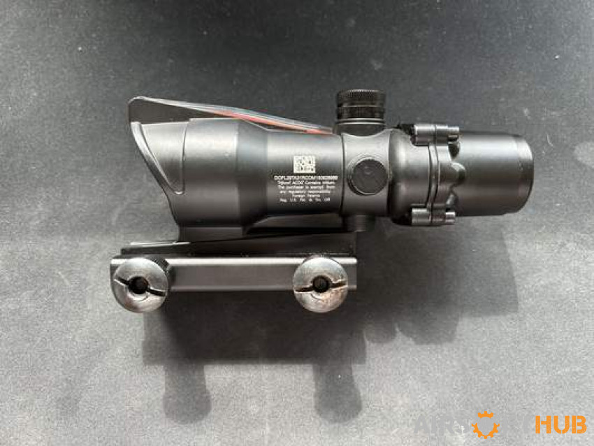 ACOG 4x32 Fiber optic scope - Used airsoft equipment