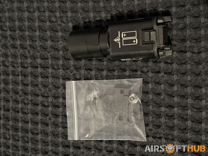 Surefire X300U Light WADSN - Used airsoft equipment