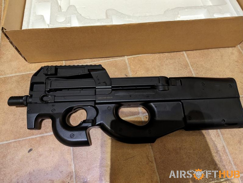 JG P90 - Used airsoft equipment