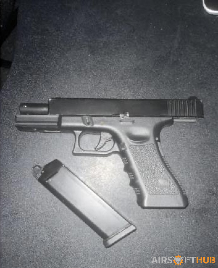 Glock 17 - Used airsoft equipment