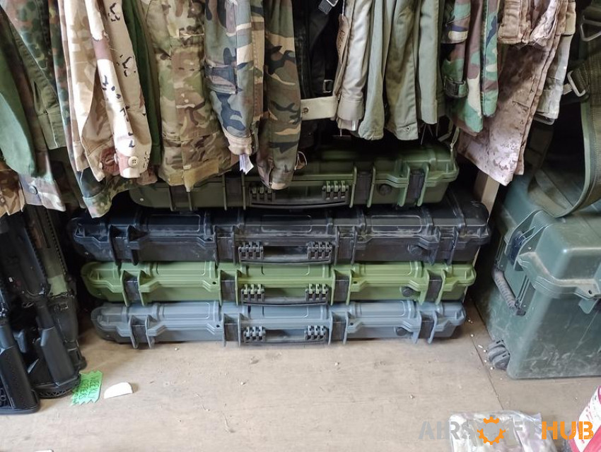 over 200 rifs available - Used airsoft equipment