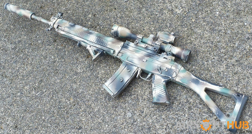 JG SG550 Custom painted. - Used airsoft equipment