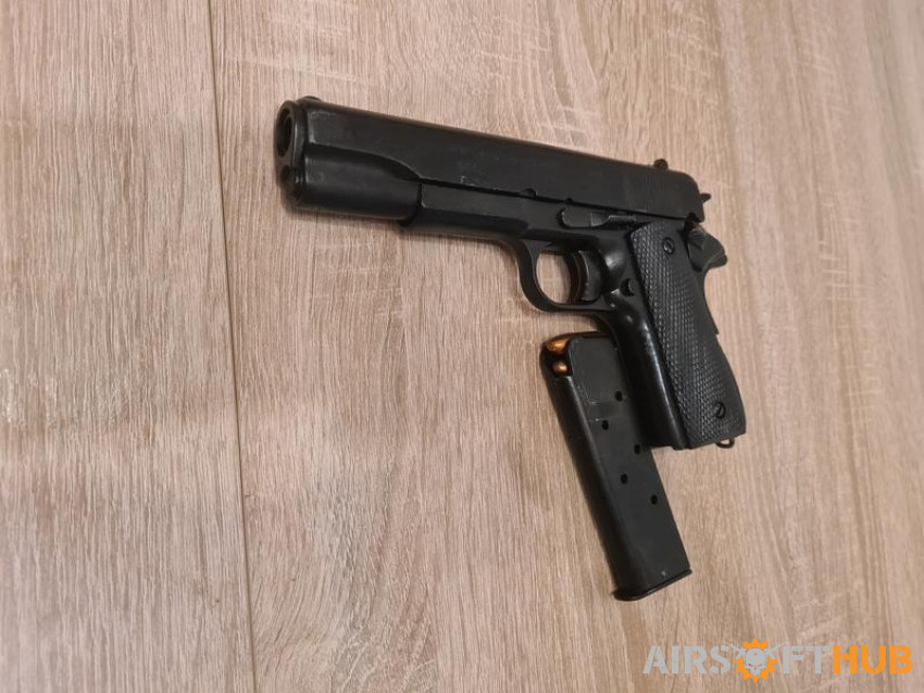 Colt 1911 Replica - Used airsoft equipment