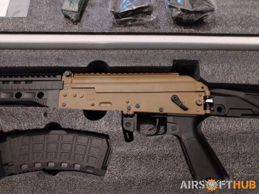 Custom Well Pro WE09K Assault - Used airsoft equipment