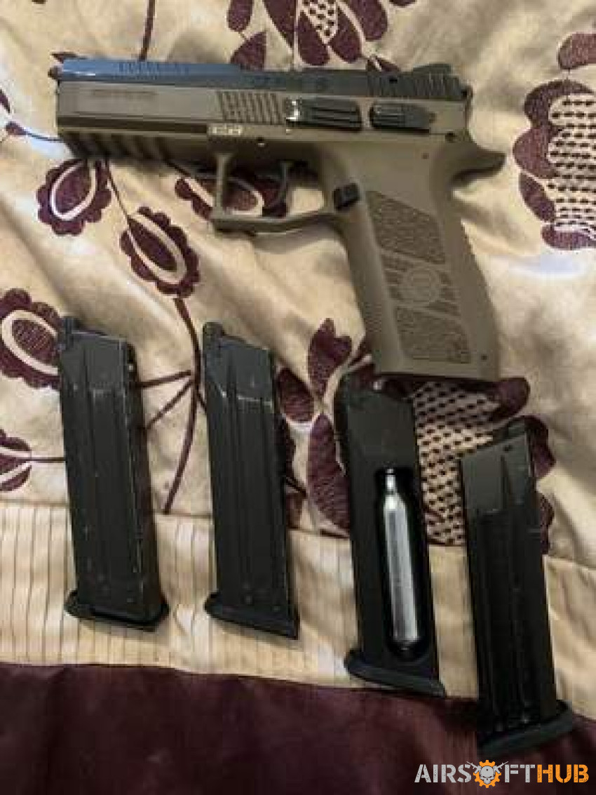 Selling my gear as moving - Used airsoft equipment