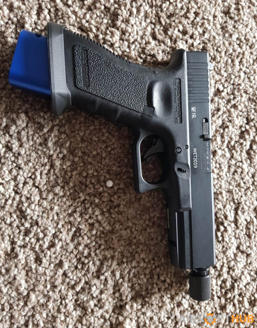 Glock 19 - Used airsoft equipment