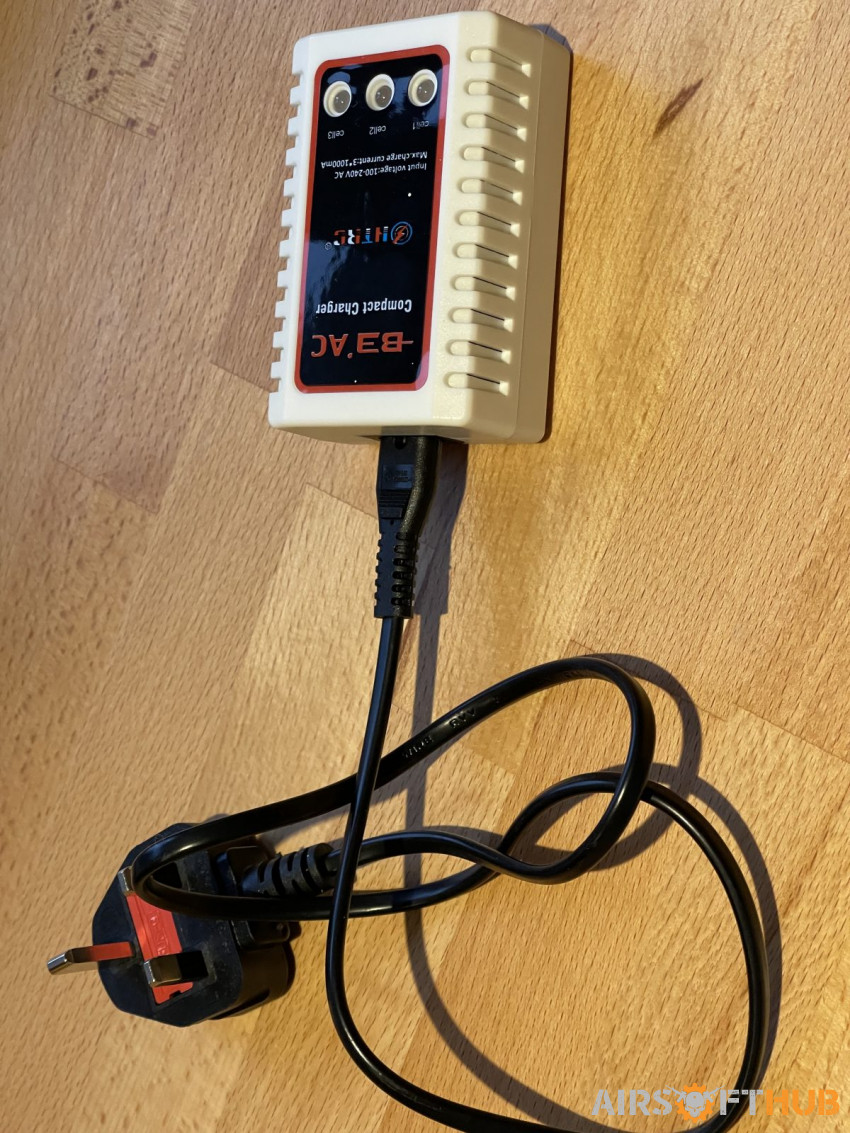 Airsoft Lipo Smart Charger - Used airsoft equipment