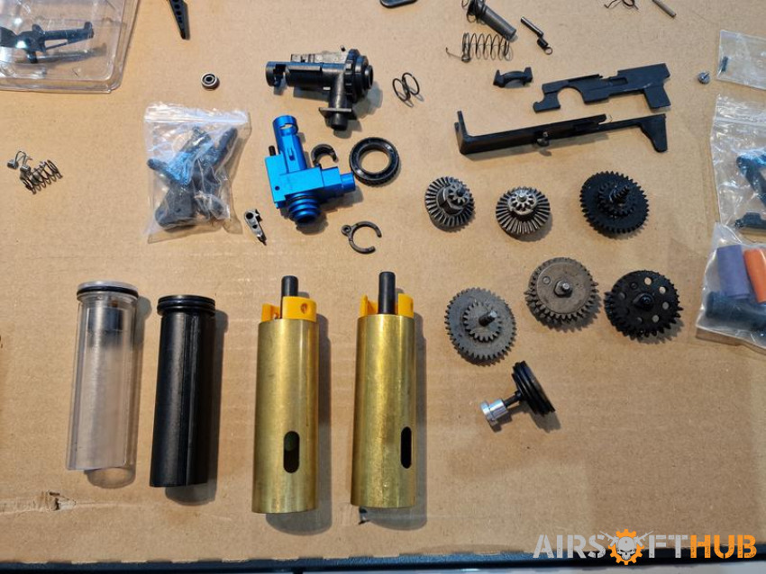 Variety of spare aeg parts - Used airsoft equipment