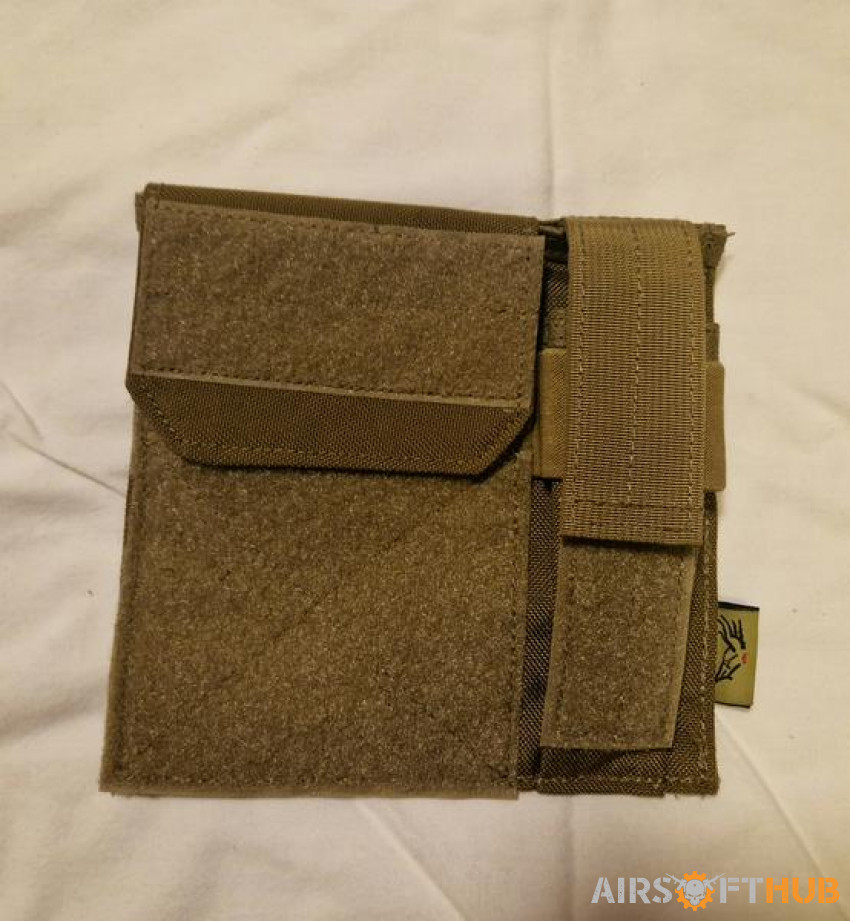 Assorted Pouches - Used airsoft equipment