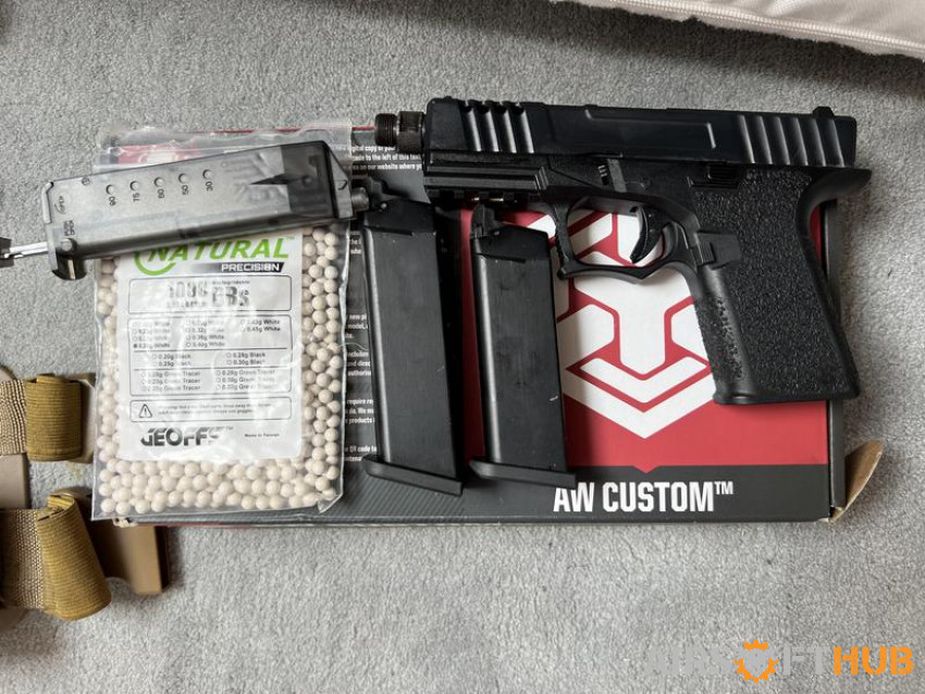 Armoured works custom glock - Used airsoft equipment